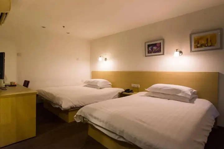 Ухань: Motel Wuhan Hankou Railway Station Square