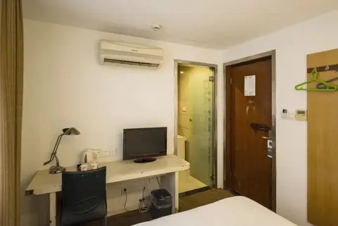 Motel 168 Wuhan Jiefang Avenue Gutian 3rd Road — фото 1
