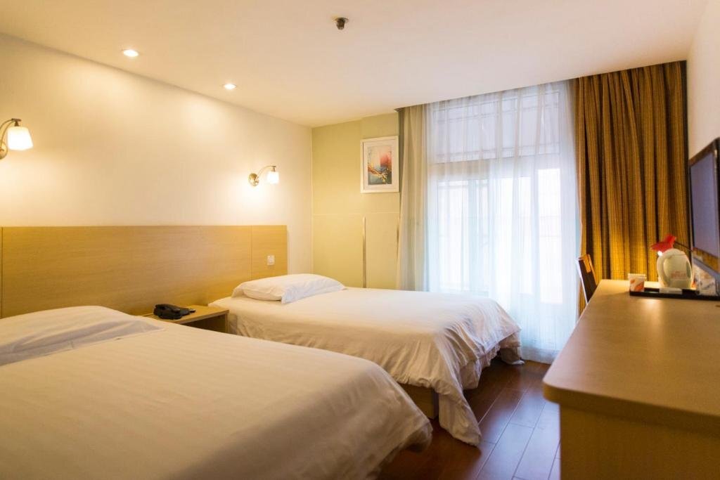 Ухань: Motel Wuhan Yangtsi River Bridge Hubu Lane