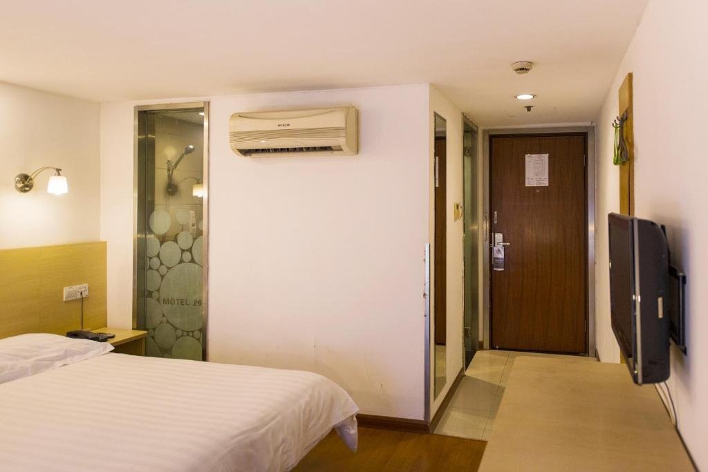 Ухань: Motel Wuhan Yangtsi River Bridge Hubu Lane