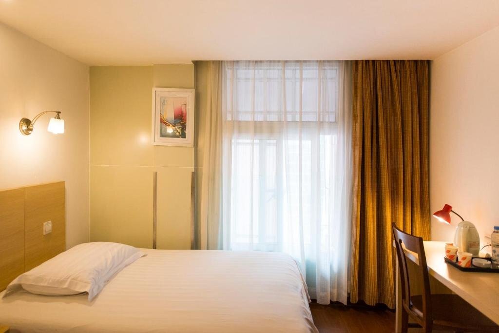 Ухань: Motel Wuhan Yangtsi River Bridge Hubu Lane