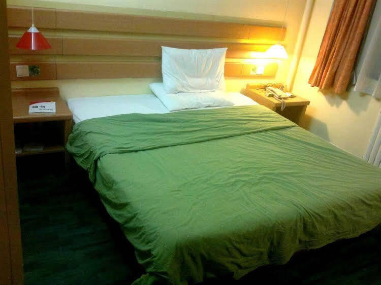 Чанчунь: Home Inn Changchun Dajing Road Ouya Outlets