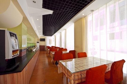 Фучжоу: Home Inn Fuzhou Wusi Road Wenquan