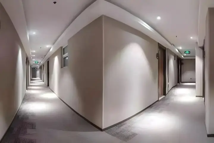 Шанхай: Home Inn -Shanghai Zhongshan Park Metro Station
