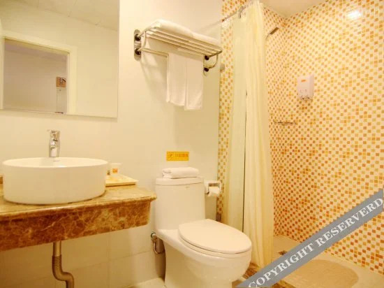 Чунцин: Home Inn Chongqing Nanping Pedestrian Street