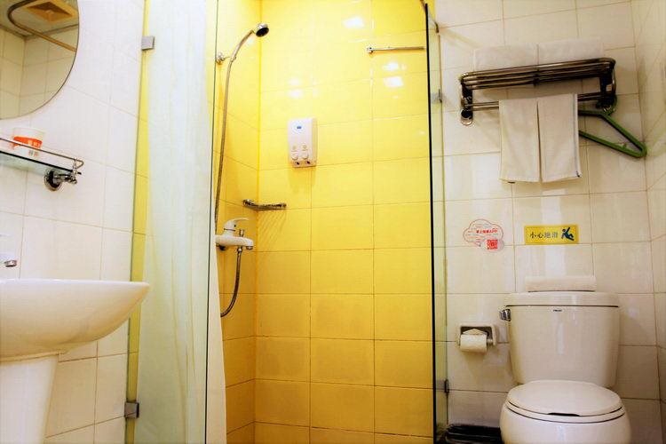 Тяньцзинь: Home Inn - Tianjin Jinghai Daqiuzhuang Store
