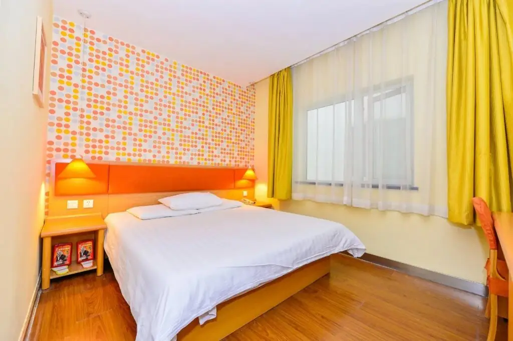 Тяньцзинь: Home Inn Jingjin Road
