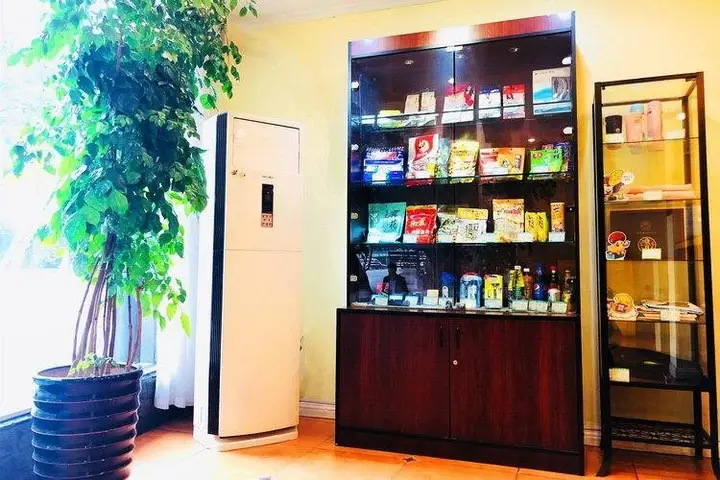 Чунцин: Home Inn Chongqing ShangQingSi