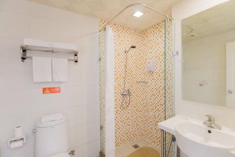Пекин: Home Inn Beijing International Studies University South Gate Shuangqiao Metro Station