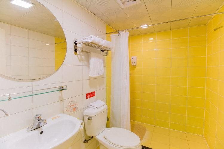 Шанхай: Home Inn Lujiabang Road
