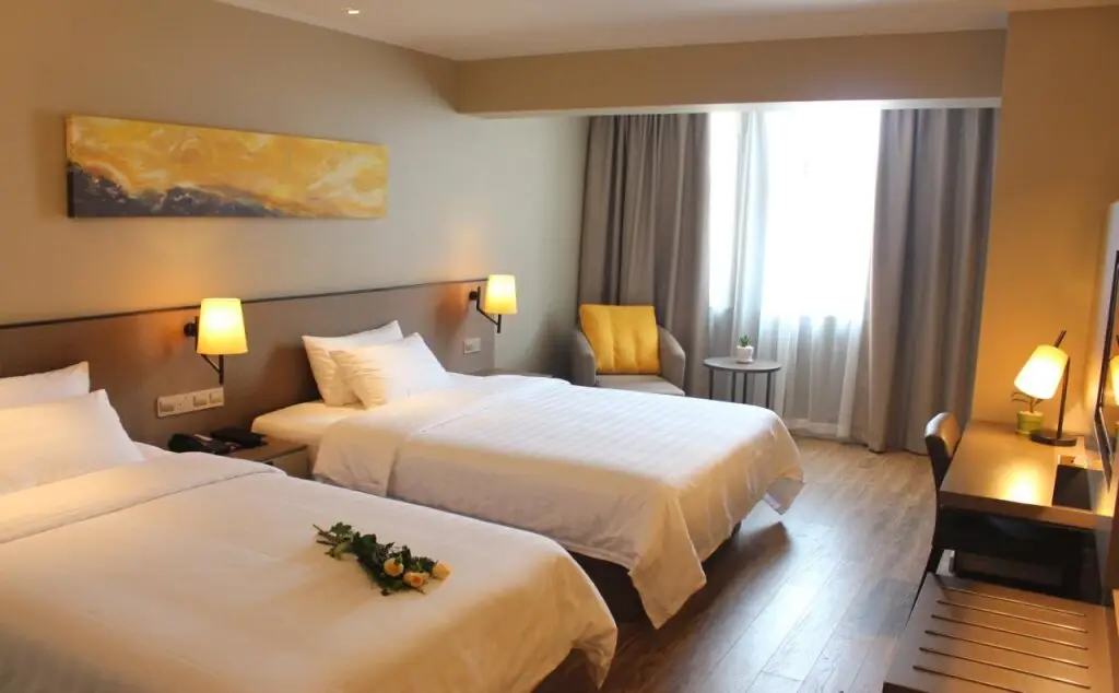 Шанхай: Home Inn Shanghai Pudong Airport Chuansha Subway Station