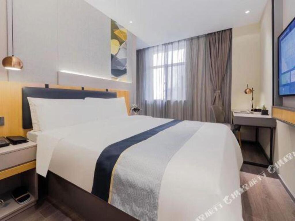 Шанхай: Home Inn Shanghai Lujiazui Oriental Pearl Pudong Avenue Metro Station