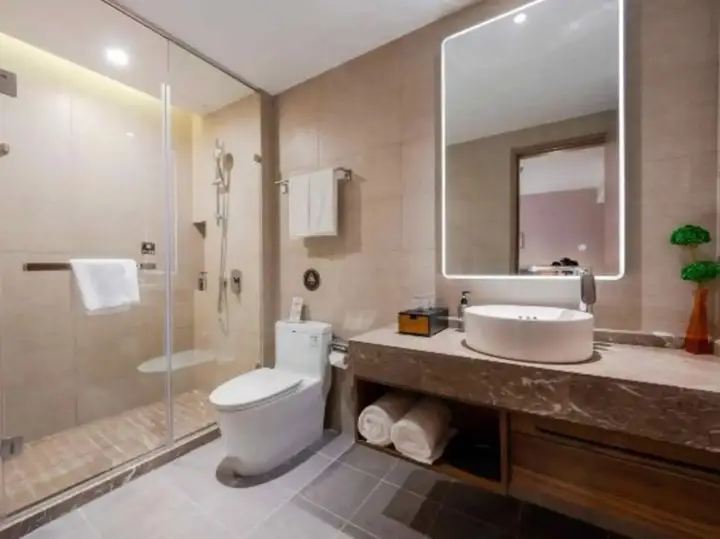 Шанхай: Home Inn - Shanghai New International Expo Center Expo Park Gaoke West Road Subway Station