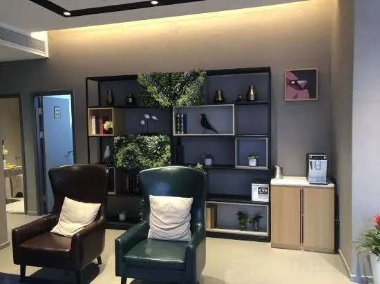 Шанхай: Homeinn Selected Hotel (Shanghai Lujiazui Software Park Lancun Road Subway Station)