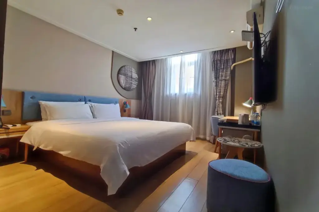 Гуанчжоу:  Home Inn (Guangzhou Tianpingjia Metro Station)