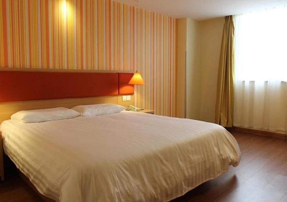 Гуанчжоу: Home Inn Guangzhou Panyu Dagang Coach Station
