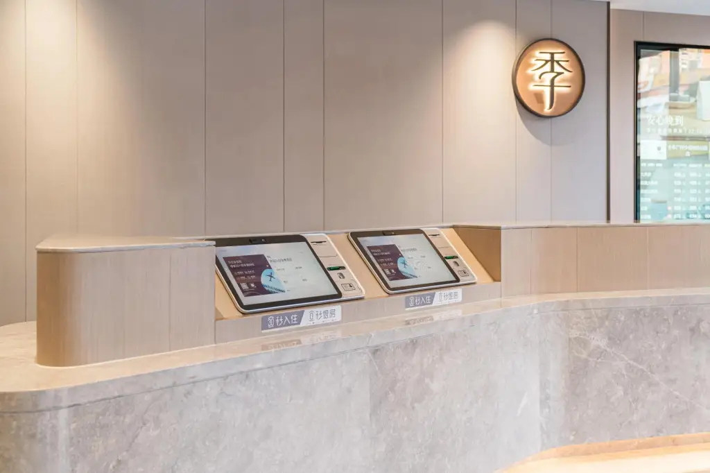 Гуанчжоу: Home Inn Guangzhou Shayuan Metro Station