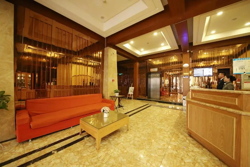 Home Inn Zhengzhou Huanghe Road Provincial Peoples Hospital — фото 1