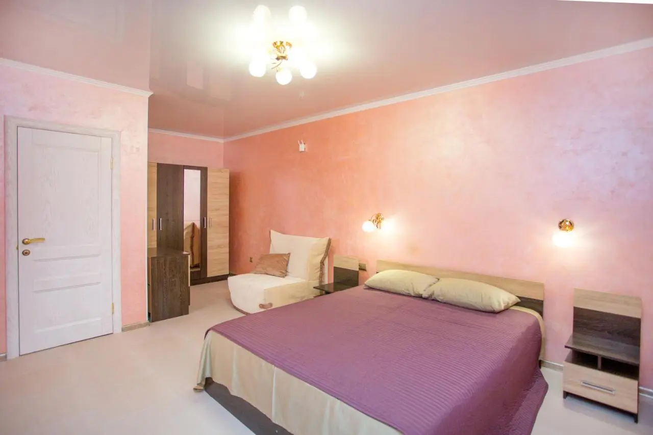 Витязево: Hotel ZET