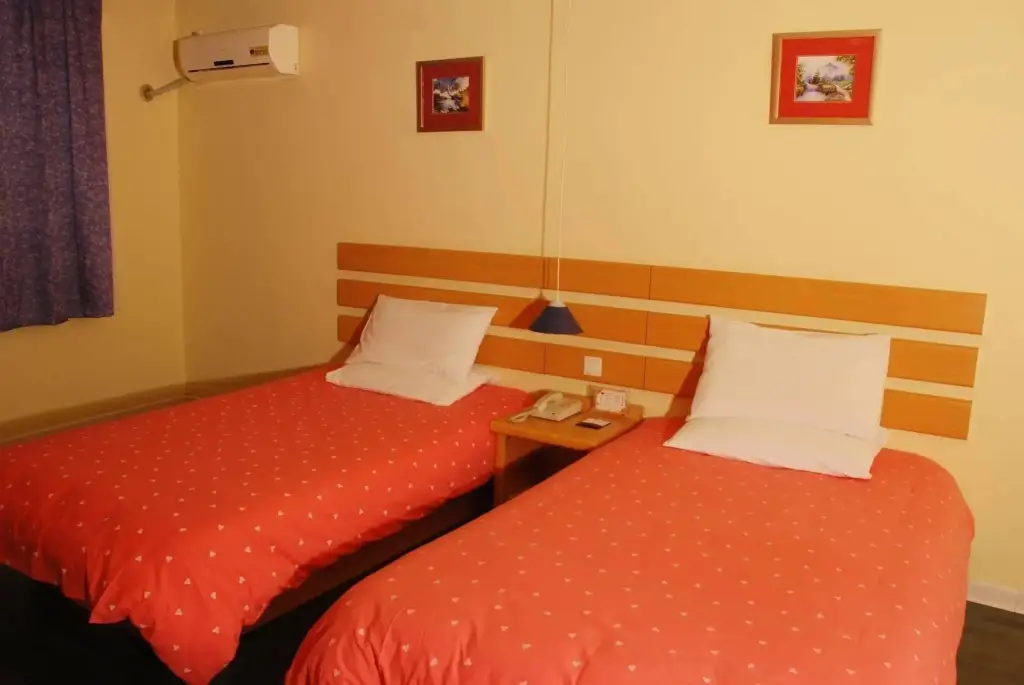 Ухань: Home Inn Wuhan Jinghan Avenue Dazhi Road Light Rail