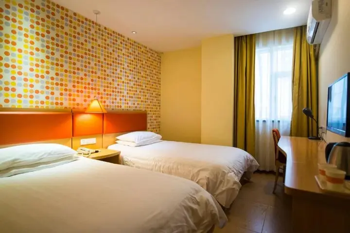 Ухань: Home Inn Wuhan Zhongshan Road Fenghuangshan Pangxiejia Metro Station