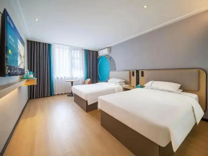Ухань: Home Inn Wuhan Hankou Railway Station Square