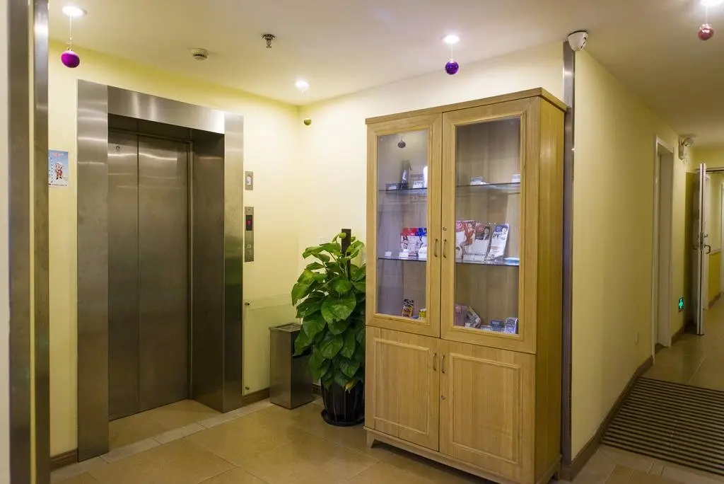 Ухань: Home Inn Wuhan Erqi Road Xuzhou Xincun Light Rail
