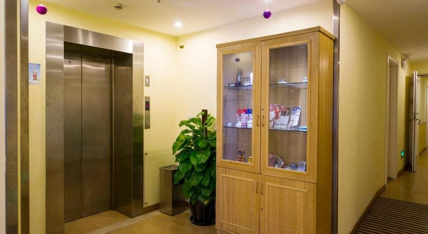 Чэнду: Home Inn Chengdu Jichang Road