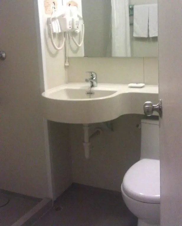 Чэнду: Home Inn Chengdu Luomashi Metro Station