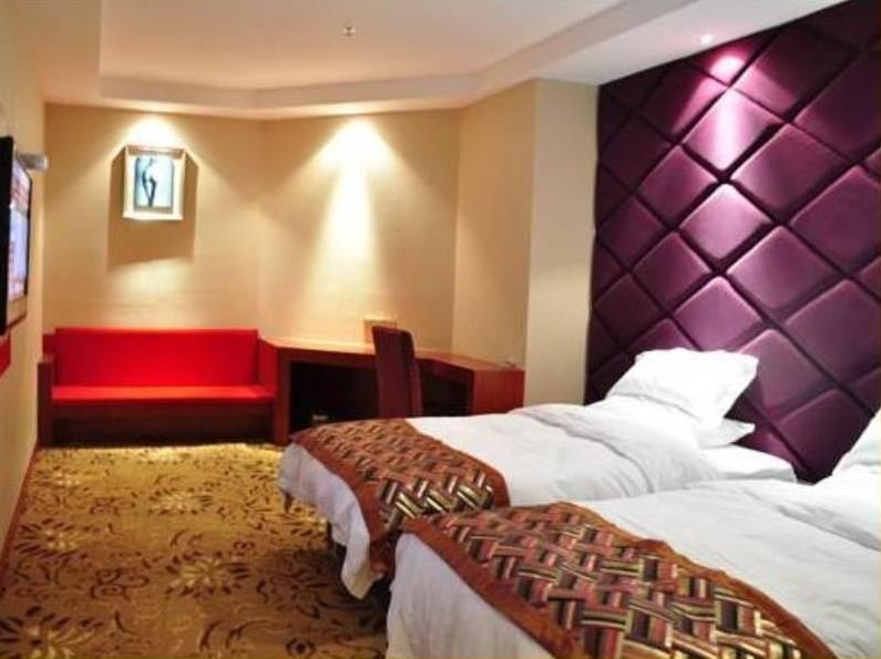 Elan Hotel Ningbo Railway Station — фото 1