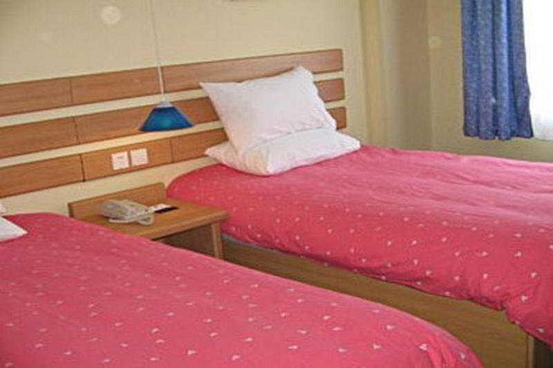 Пекин: Home Inn Beijing Huamao Center Jintai Road Metro Station