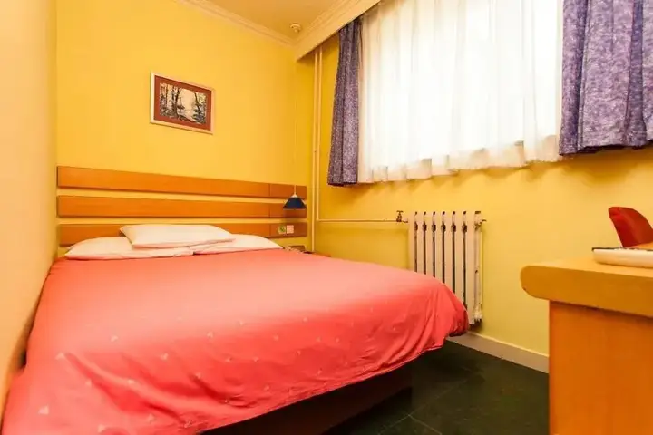 Пекин: Home Inn Beijing Qingnian Road Joy City