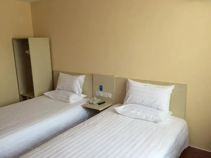 Шицзячжуан: Hanting Express Shijiazhuang Shifeng Road