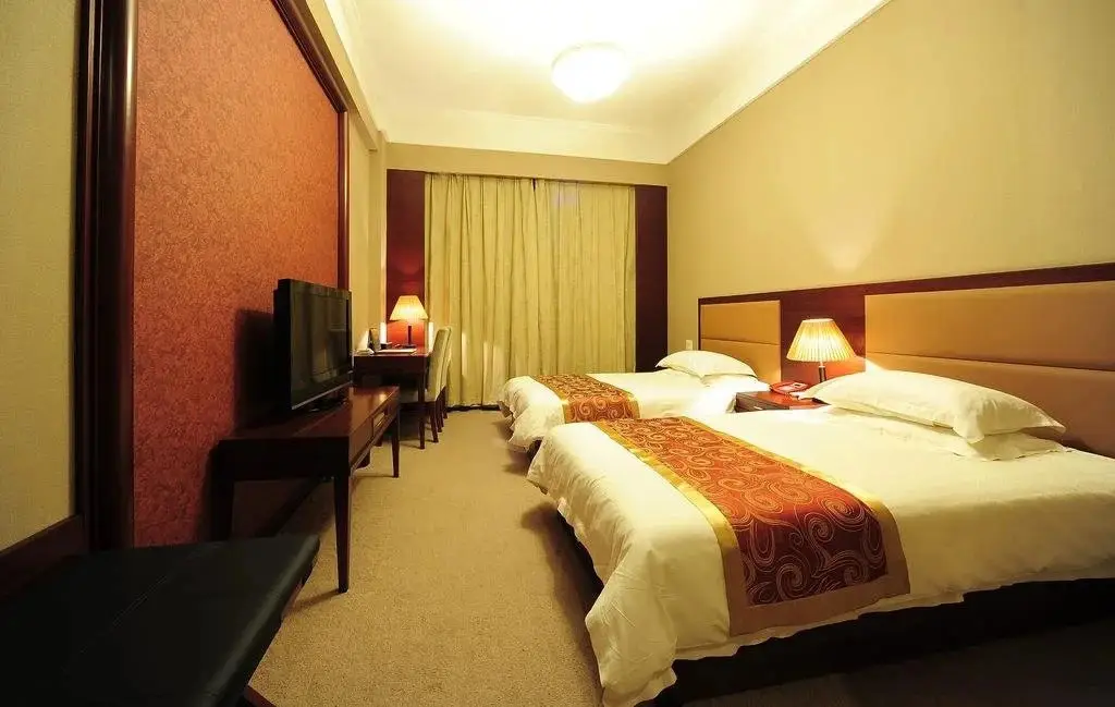 Цзясинь: Tongxiang Zhouquan Yuanshun Hotel