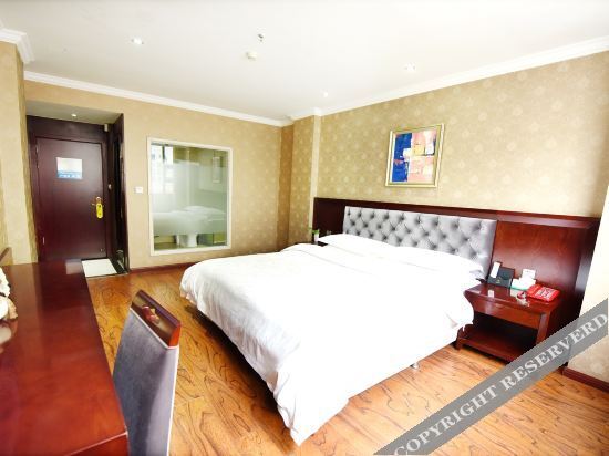 Дажоу: Dazhou Yimeijia Zhongtian Holiday Hotel