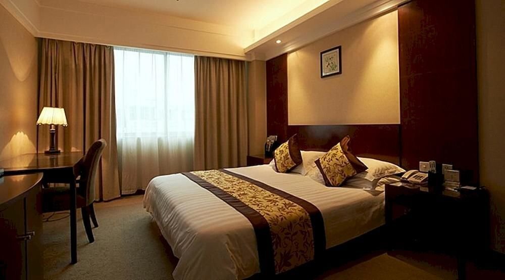 Нинбо: Ningbo Asia Pacific Four Seasons Hotels