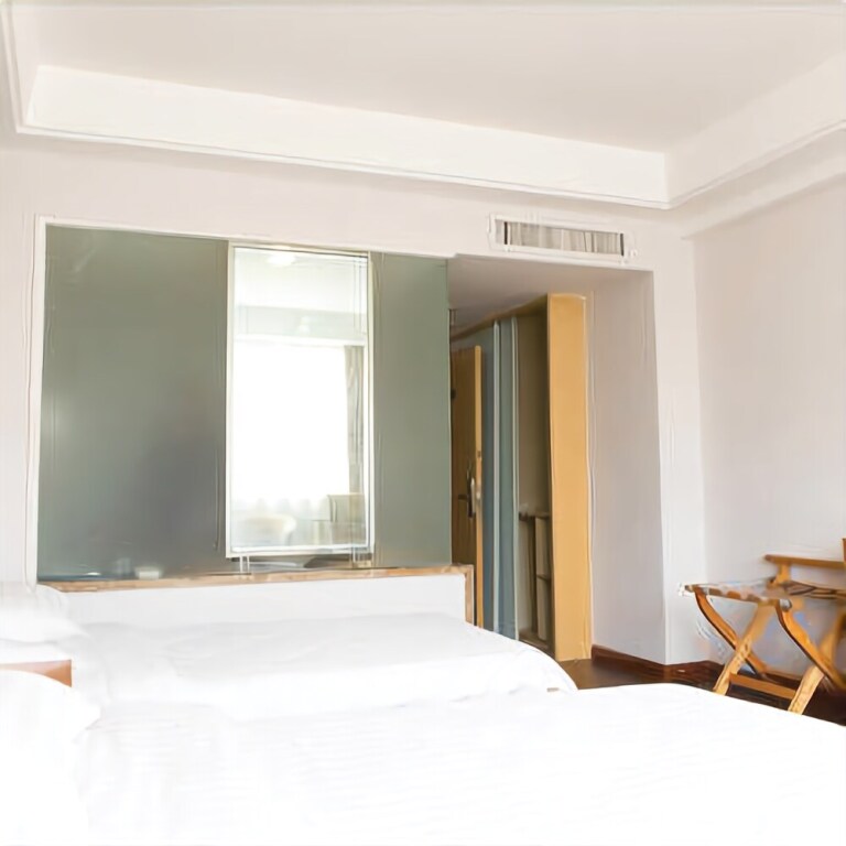 Mingguo Business Hotel — фото 1