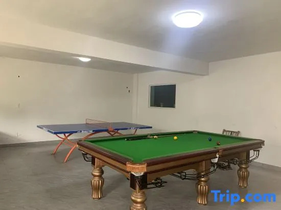 Хучжоу: Panjiayuan Inn