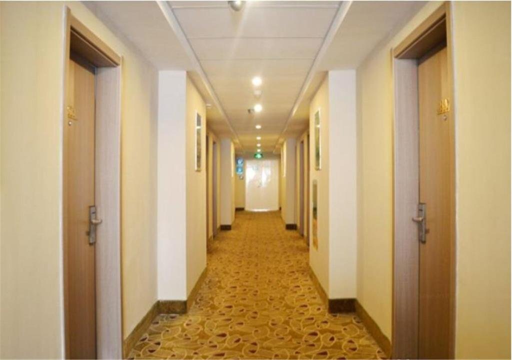 Шицзячжуан: Yijia 365 Hotel Chain (West Street Museum Subway Station Branch)