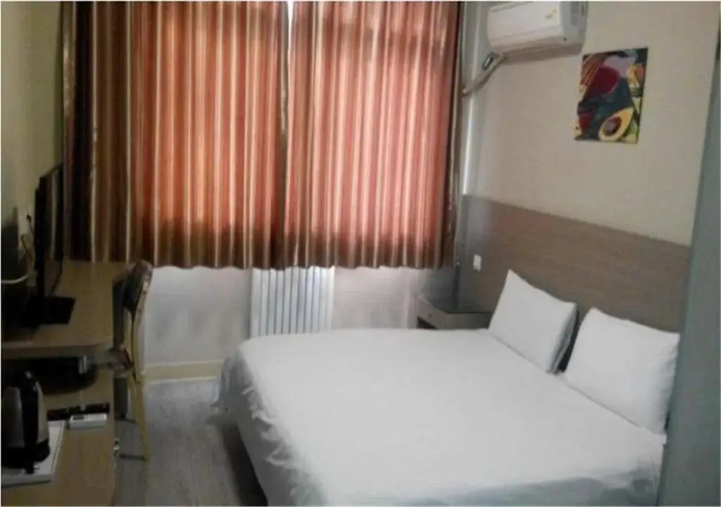 Шицзячжуан: Yijia 365 Hotel Chain (West Street Museum Subway Station Branch)