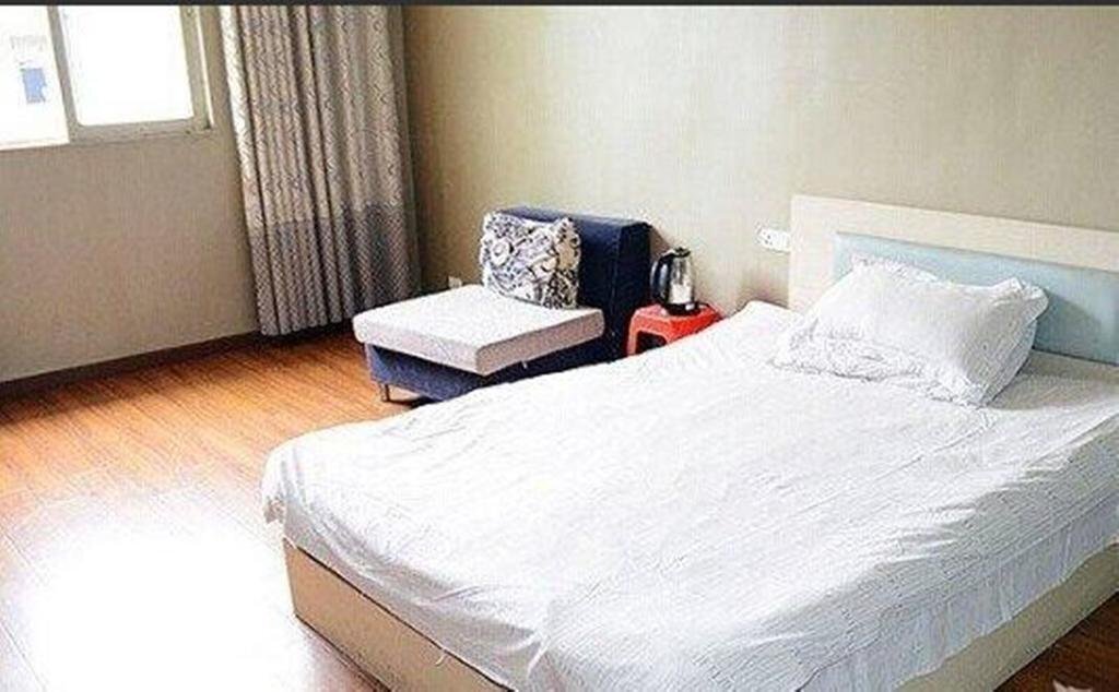 Сянфань: Lujiaomen Inn