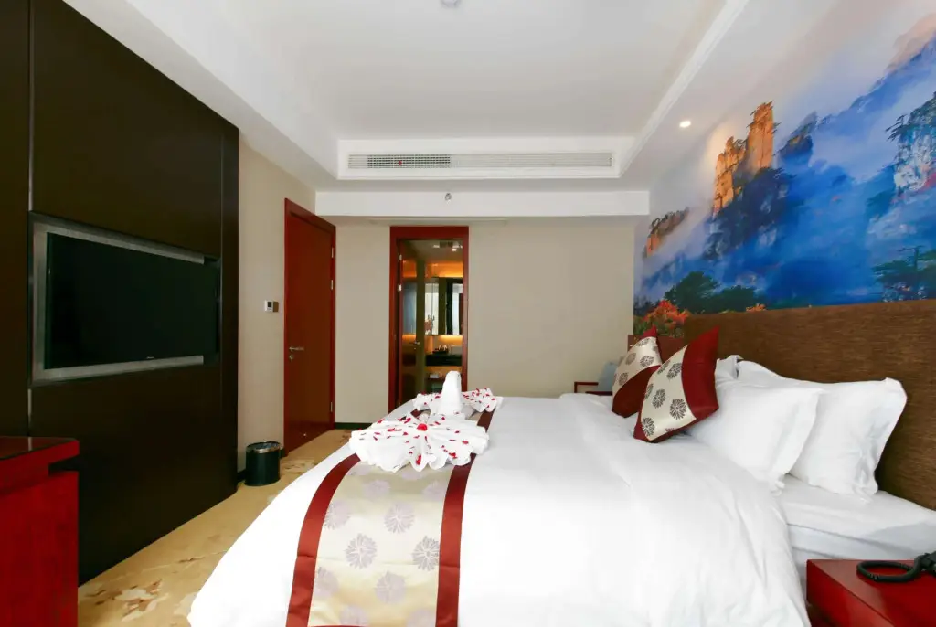 Чжанцзяцзе: Days Hotel Zhangjiajie