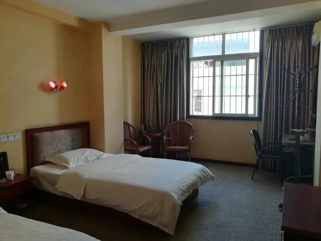 Сичан: Tiny Jiangnan Hotel