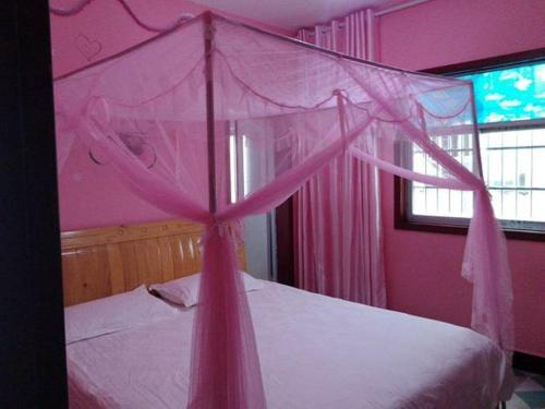 Чжанцзяцзе: Zhangjiajie Weilin Theme Apartment