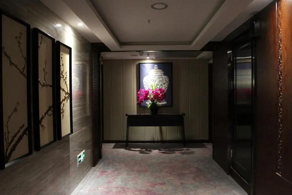 Chongqing Jinshanhui Hotel — фото 1