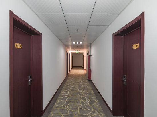 Тяньцзинь: Tianjin Baocheng Hotel
