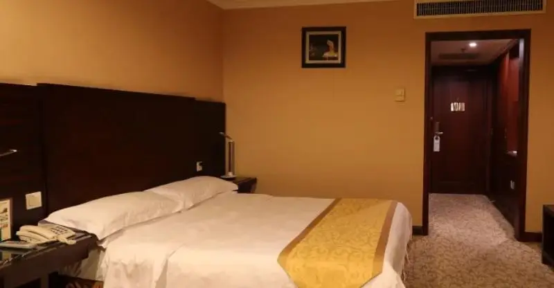 Лючжоу: Huatian Century Hotel