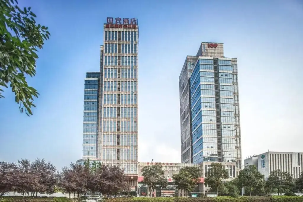Chongqing Guobin Hotel — фото 1