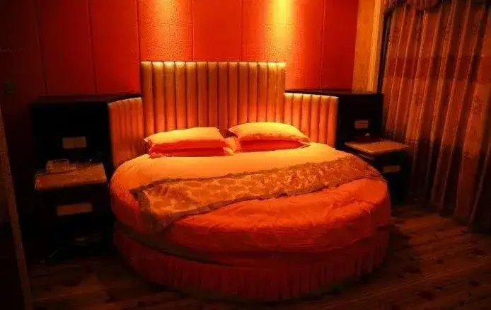 Иу: Junpin Hotel