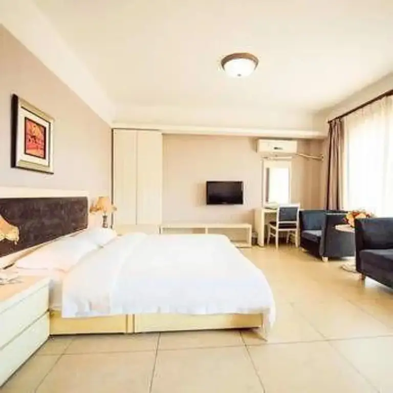 Циньхуандао: Longxing Holiday Hotel